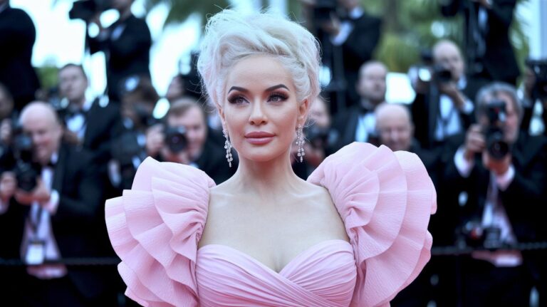 Impact Of Scandals On Celebrity Careers: Radiant Comeback